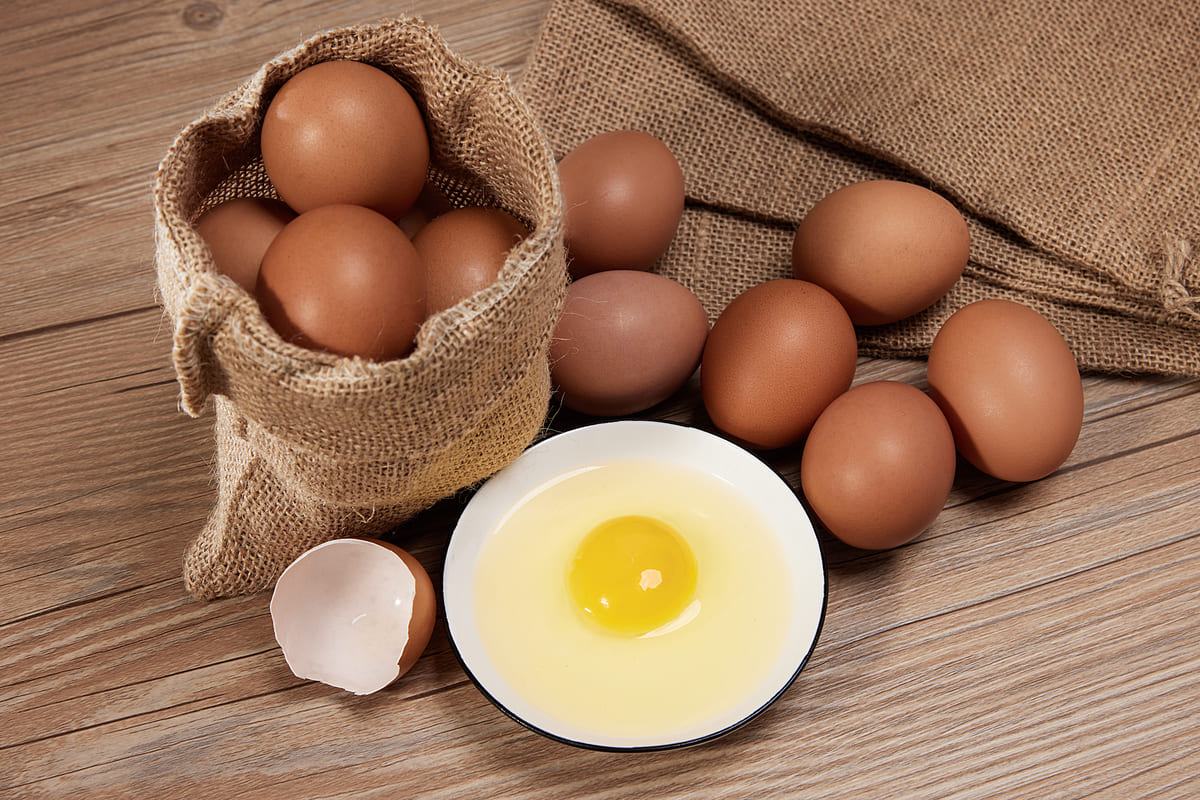 Trẻ nên ăn bao nhiêu trứng