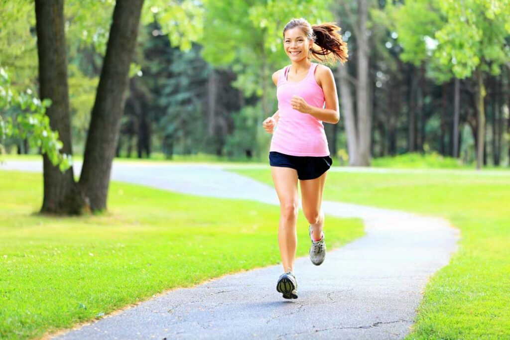 Chạy bộ có giảm cân không? Mẹo giảm cân nhanh nhờ chạy bộ