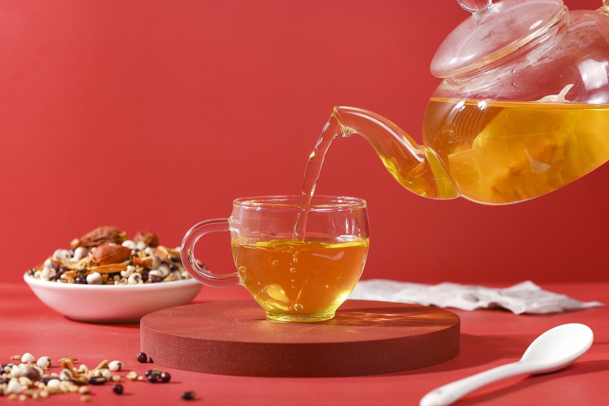 Uống trà thảo mộc giảm cân có tốt không