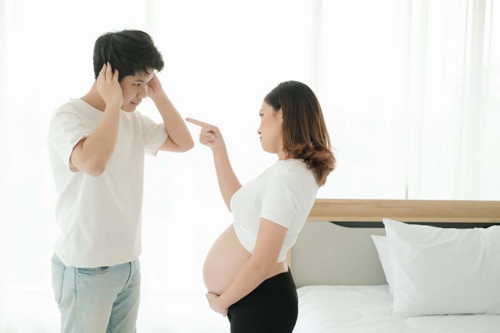 Cách kiểm soát cơn giận hiệu quả cho mẹ khi mang thai