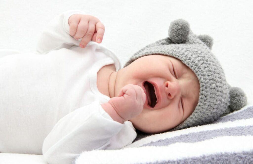trẻ thức giấc giữa đêm