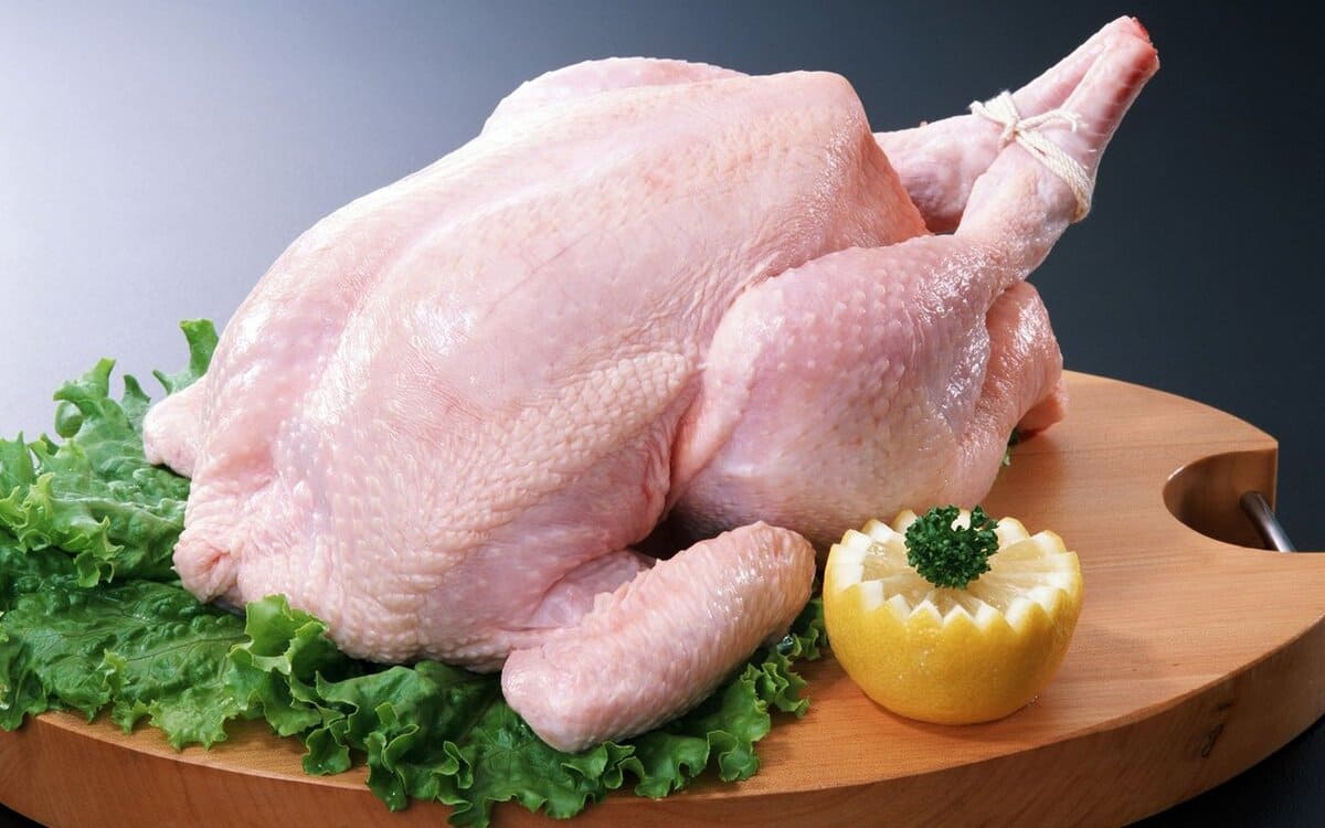 Cách chọn mua thịt gà đạt chuẩn, an toàn