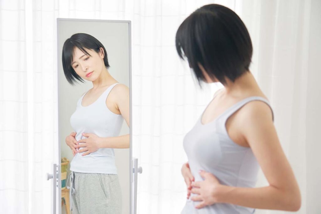 Sờ bụng thế nào biết có thai? Phương pháp này chính xác không?