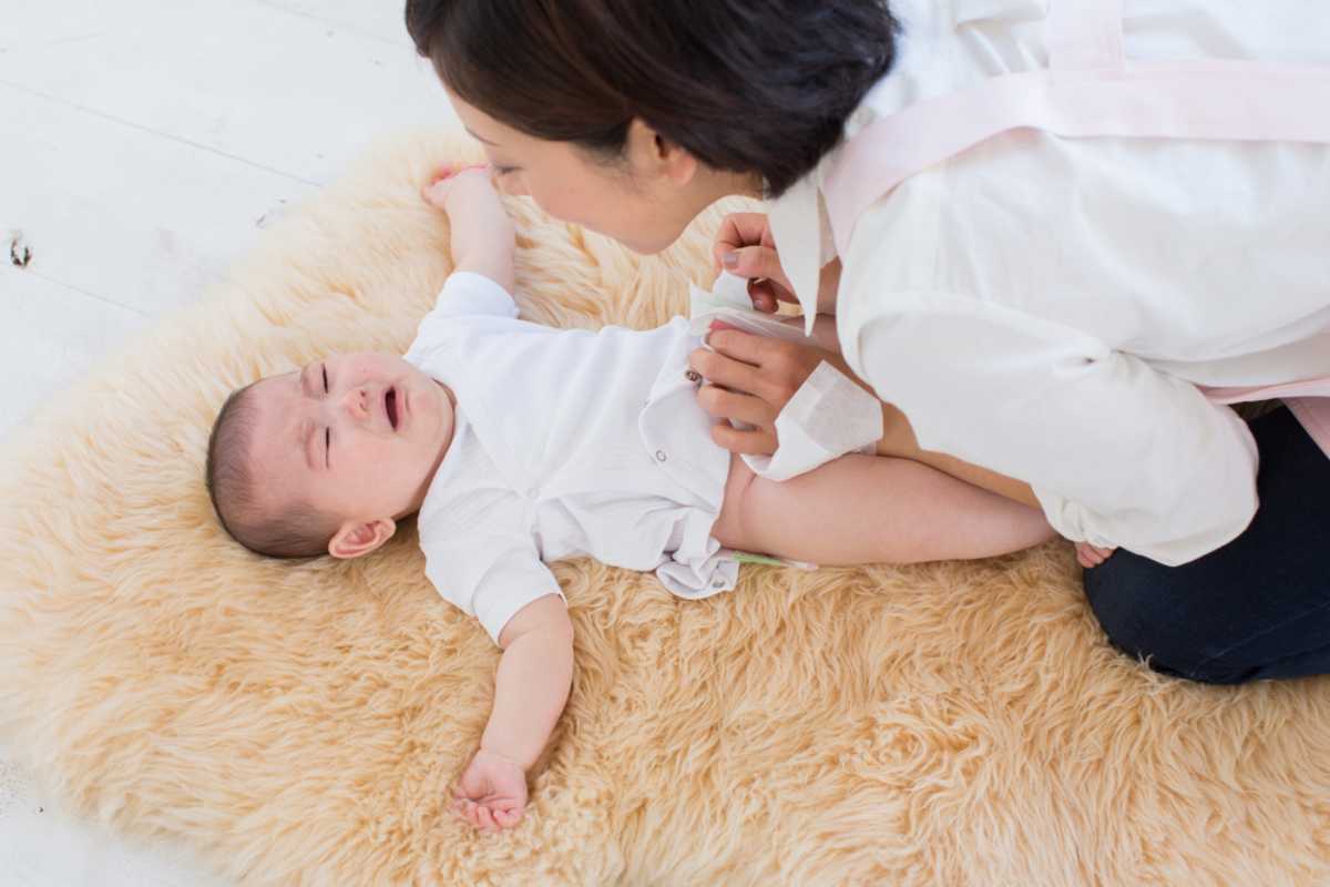  giãn ruột sinh lý ở trẻ sơ sinh gây khó chịu cho bé