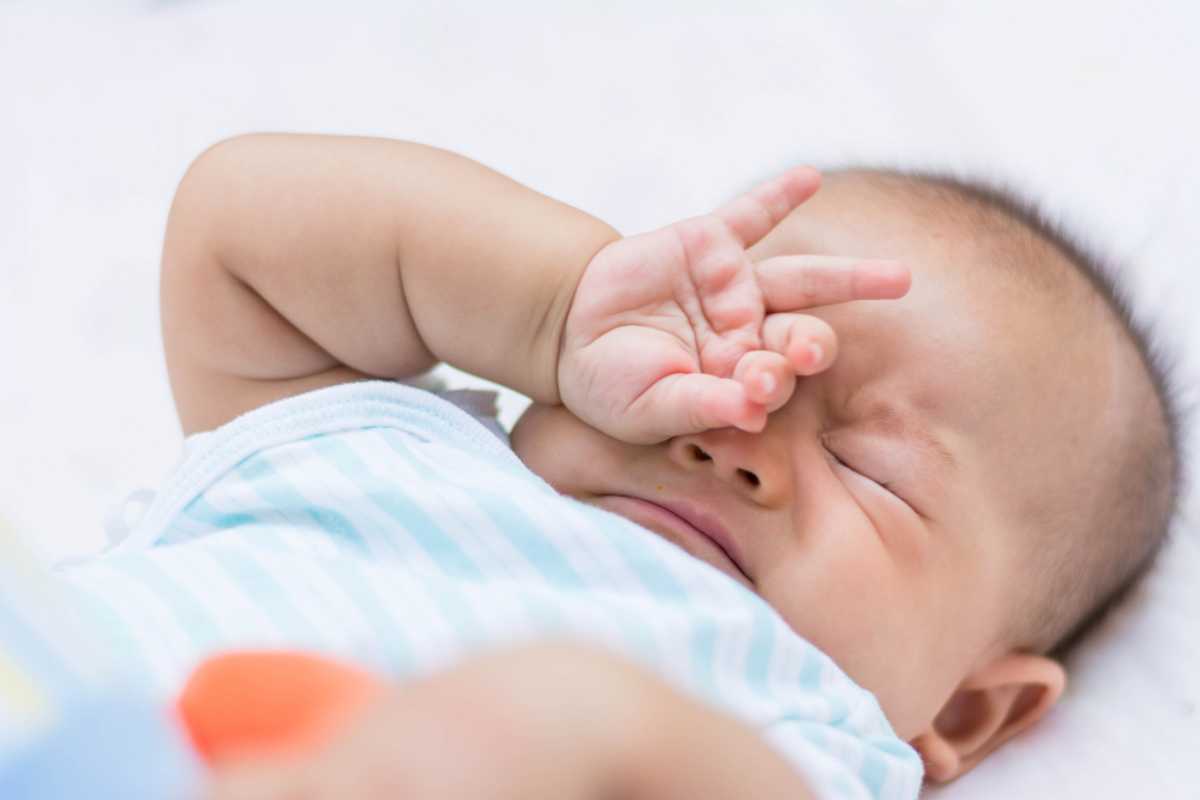 Ngừa đau mắt ở trẻ sơ sinh