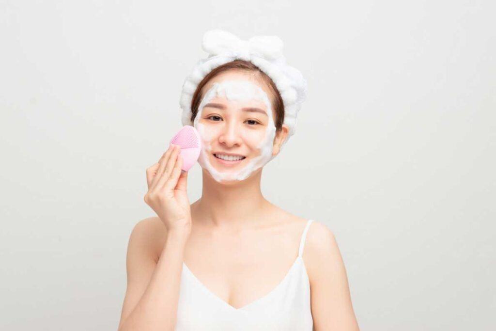 cách sử dụng máy rửa mặt