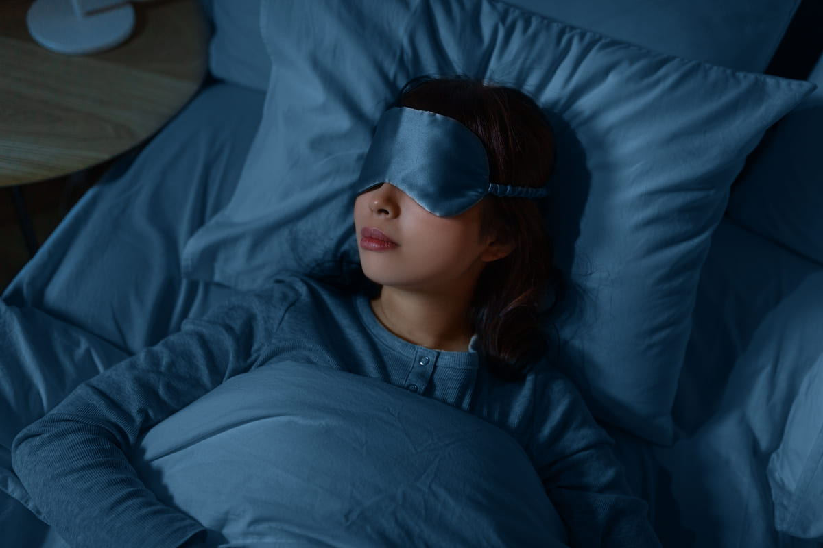 Nhiệt độ phòng ngủ tác động như thế nào tới giấc ngủ và sức khỏe?