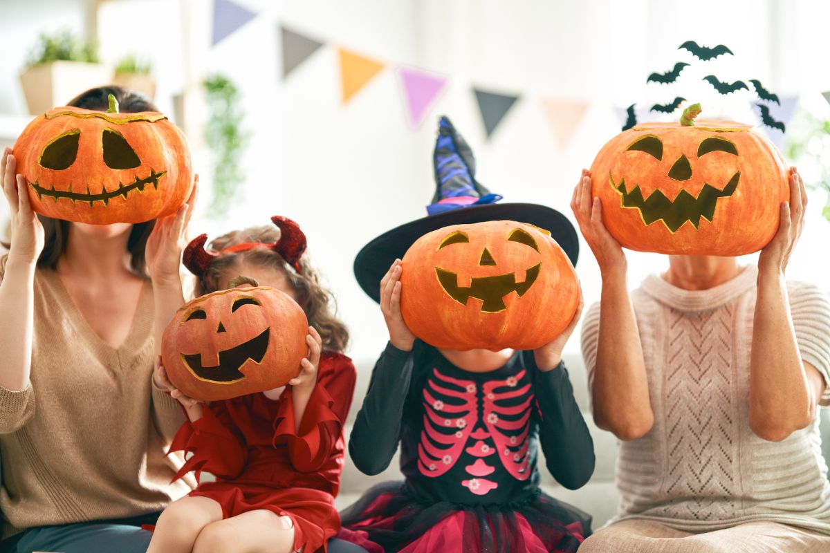 Ý nghĩa về ngày Halloween và các vấn đề trong giáo dục trẻ em