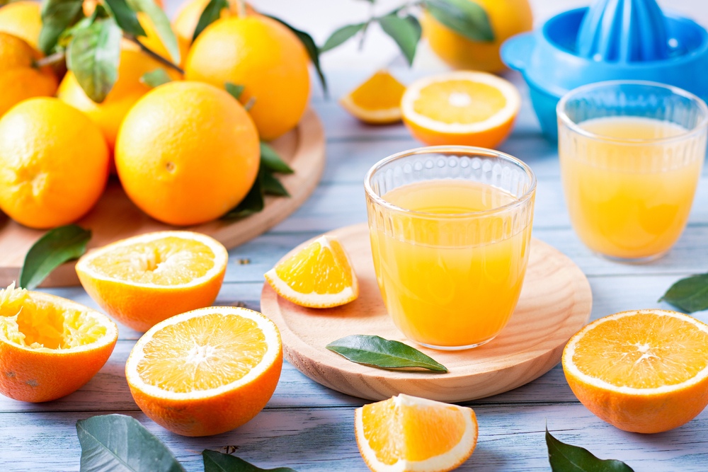 ăn gì bổ máu nên kết hợp với các thực phẩm giàu vitamin C