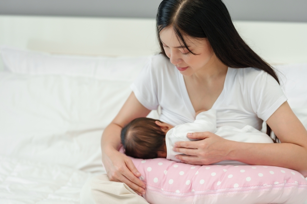 bổ sung DHA cho trẻ sơ sinh thông qua sữa mẹ
