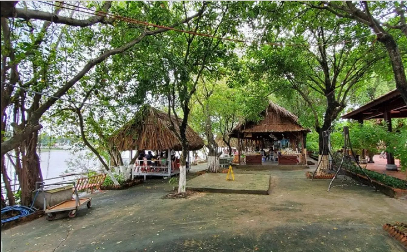 khu du lịch sinh thái gần Sài Gòn là Khu Du Lịch Ven Sông Bình Mỹ