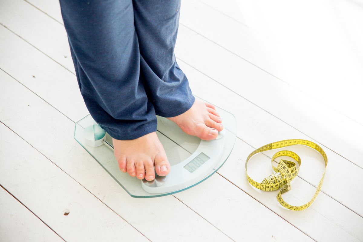 Thay đổi cân nặng là dấu hiệu cơ thể thừa chất xơ