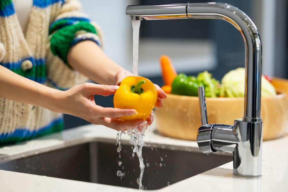 Tiết kiệm điện nước trong sinh hoạt hàng ngày