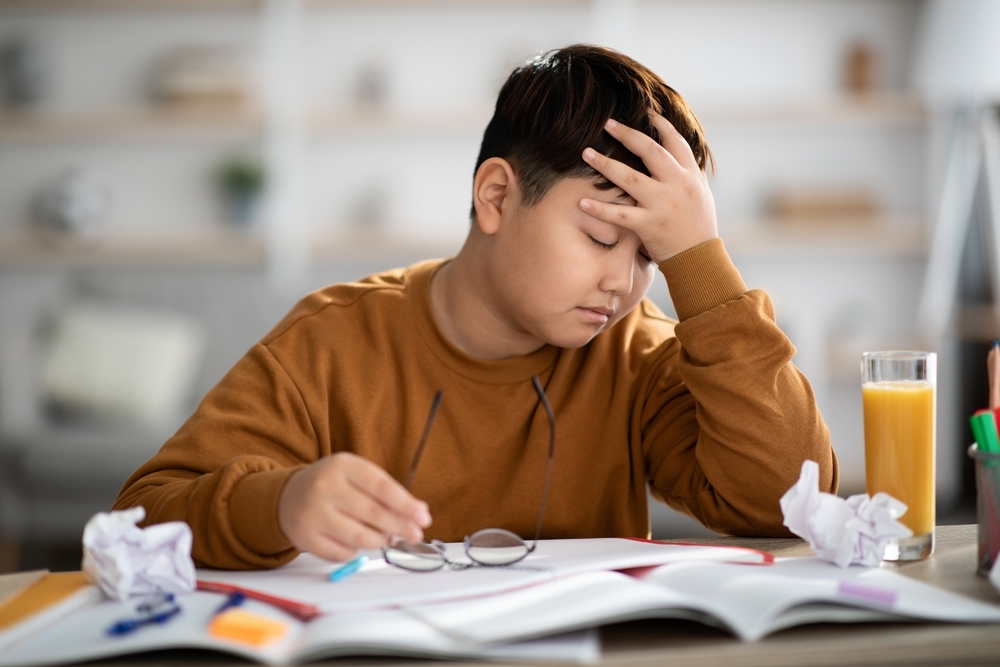 áp lực điểm số khiến con mệt mỏi