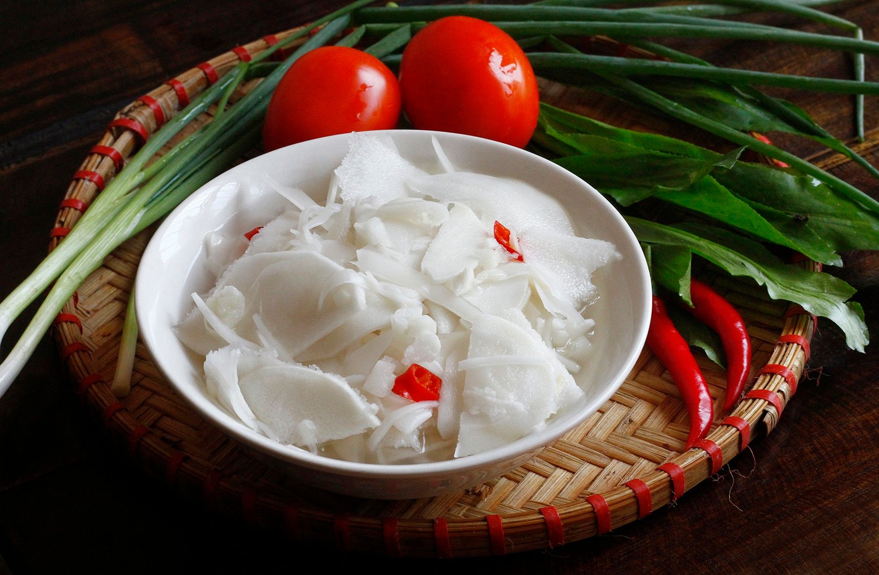 cách làm măng chua​ và thưởng thức