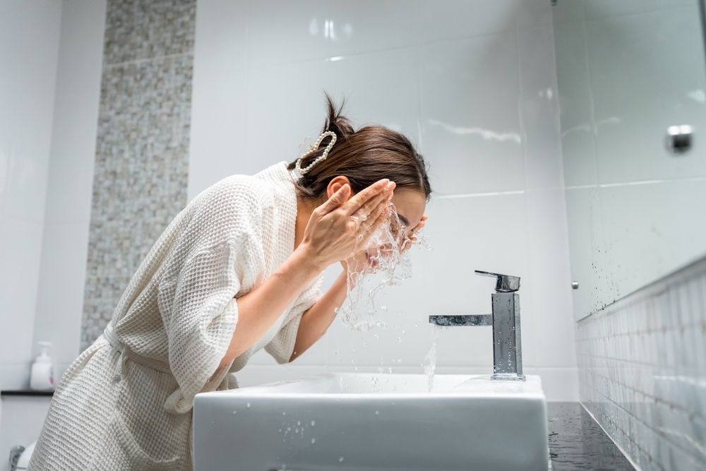 sai lầm thường gặp trong cách trị mụn tại nhà​ 