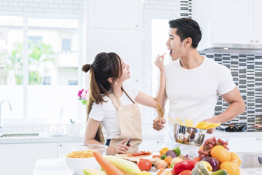 cách khắc phục khi chồng nghiện điện thoại
