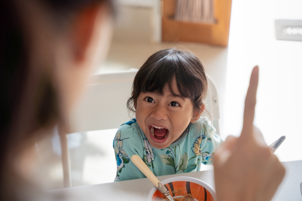 vì sao trẻ dễ nóng giận