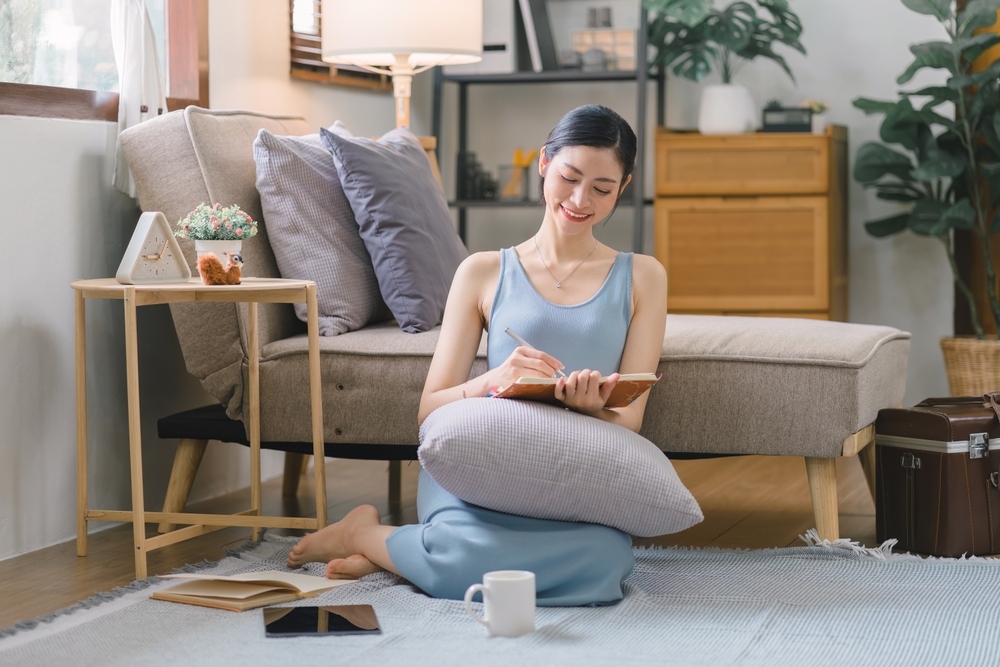 Làm sao để sống thực tế giữa đời thực dụng mà không đánh mất chính mình