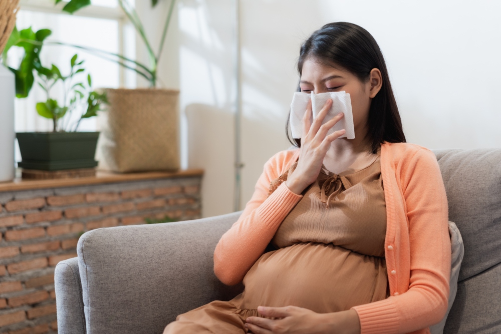 mẹo dân gian hạ sốt cho bà bầu​ và vì sao mẹ bầu dễ bị sốt và không nên tự ý dùng thuốc
