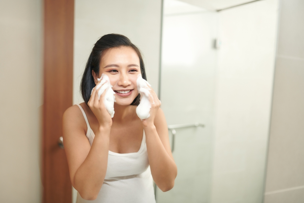 những loại mỹ phẩm bà bầu nên tránh xa​ và bí quyết lựa chọn mỹ phẩm an toàn cho bà bầu