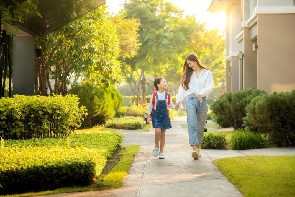 Biến việc đưa con đi học thành khoảnh khắc tích cực