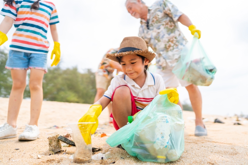 Lợi ích khi dạy con tham gia các hoạt động bảo vệ môi trường