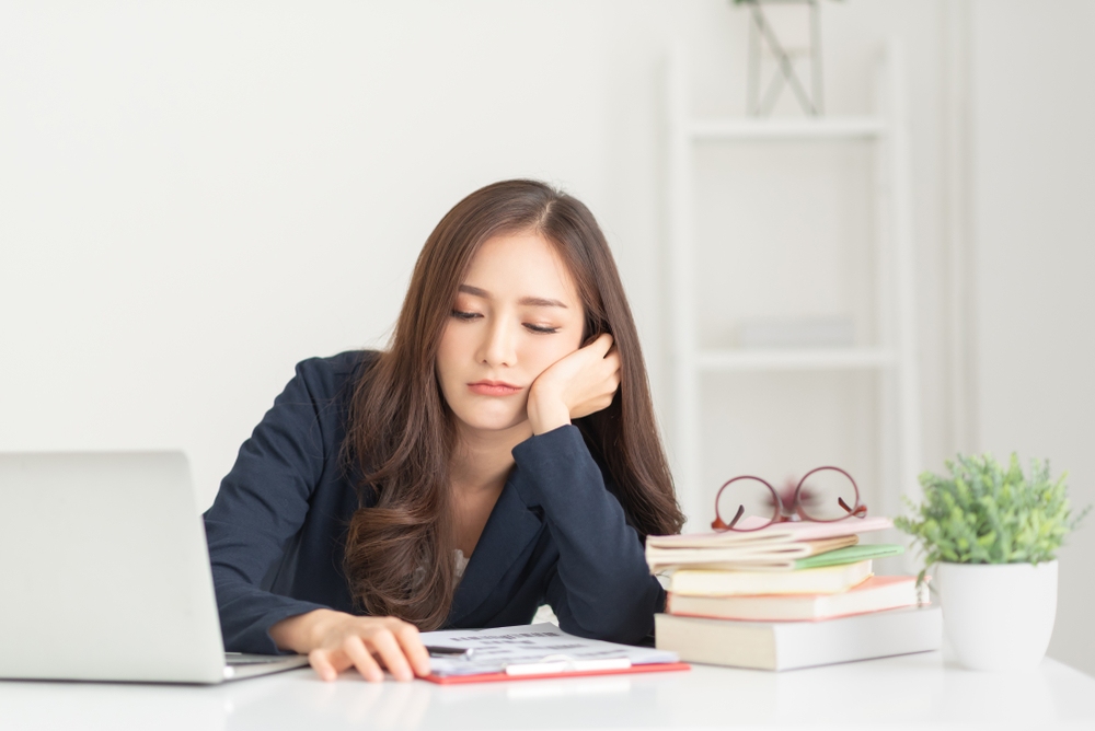 mắc kẹt trong những suy nghĩ tiêu cực