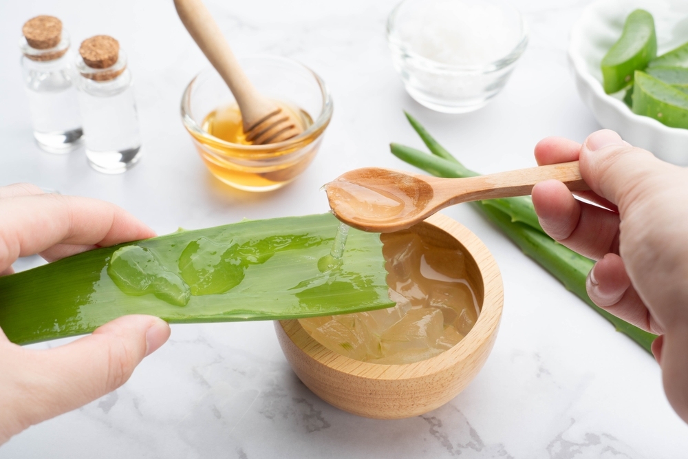 Mặt nạ ngủ từ nha đam và mật ong