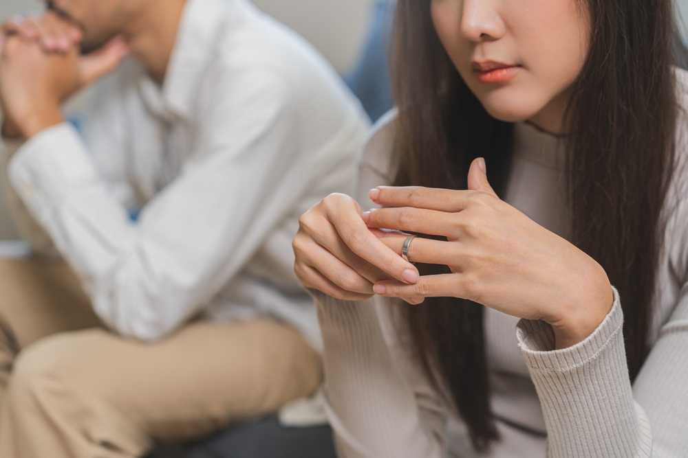 tại sao phụ nữ ngoại tình khó dứt​