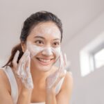 tẩy tế bào chết mặt cho da dầu mụn​