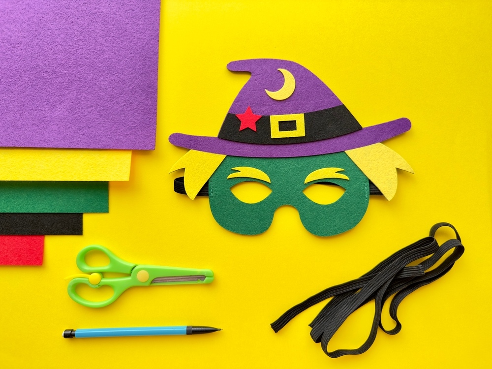 trò chơi halloween làm mặt nạ
