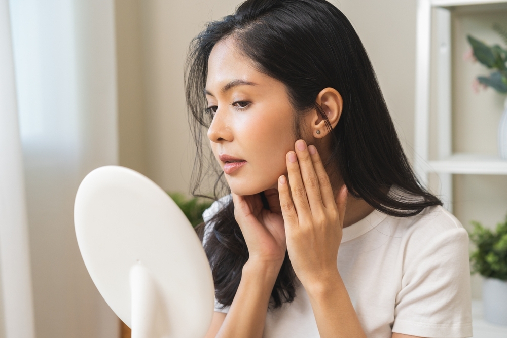 chăm sóc da hỗn hợp thiên khô​