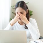 thức khuya dậy sớm​