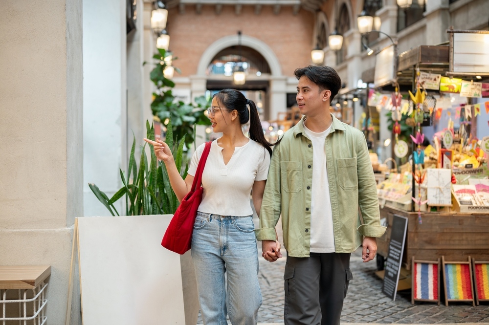 cặp đôi yêu nhau thiếu hứng thú với mối quan hệ cặp đôi yêu nhau thay đổi thái độ