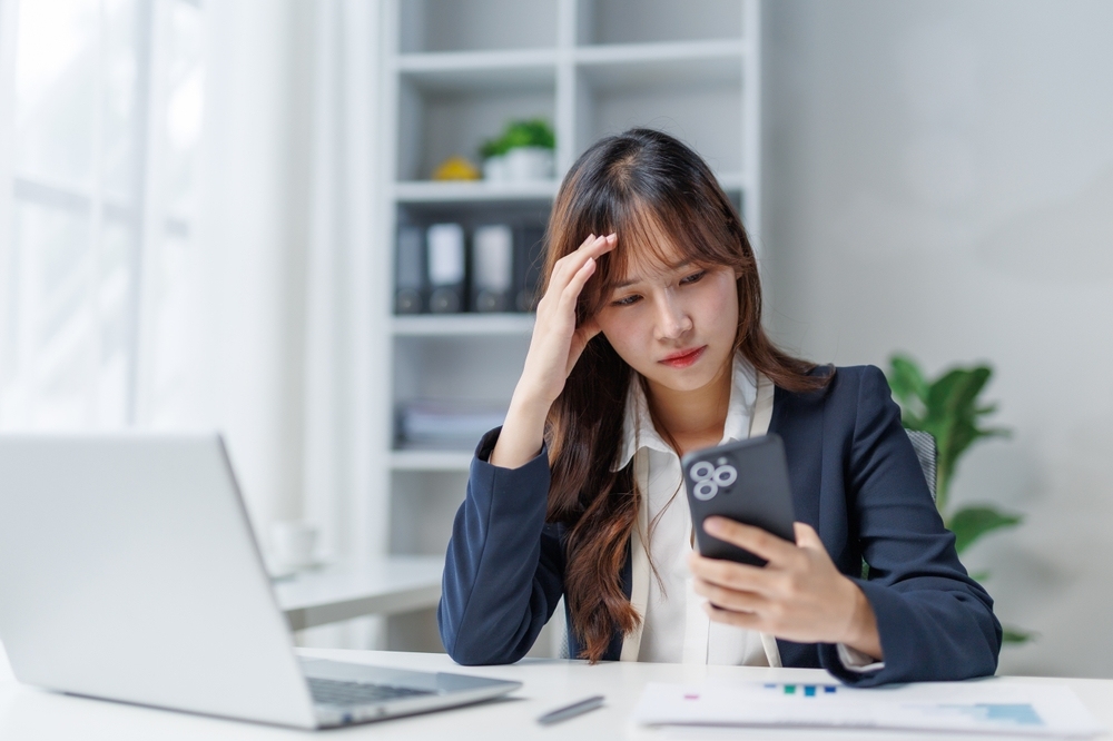 Khái niệm bạo lực mạng nơi công sở