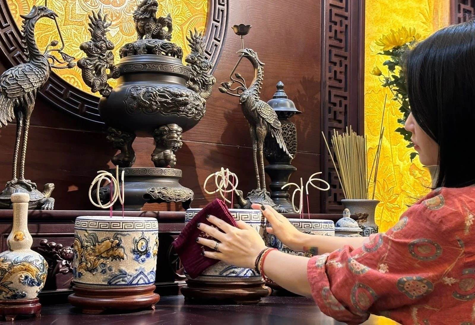 dọn bàn thờ cuối năm vào ngày nào và những điều cần kiêng kị dọn bàn thờ cuối năm vào ngày nào và những điều cần lưu ý