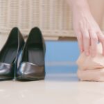 mẹo chữa tê chân