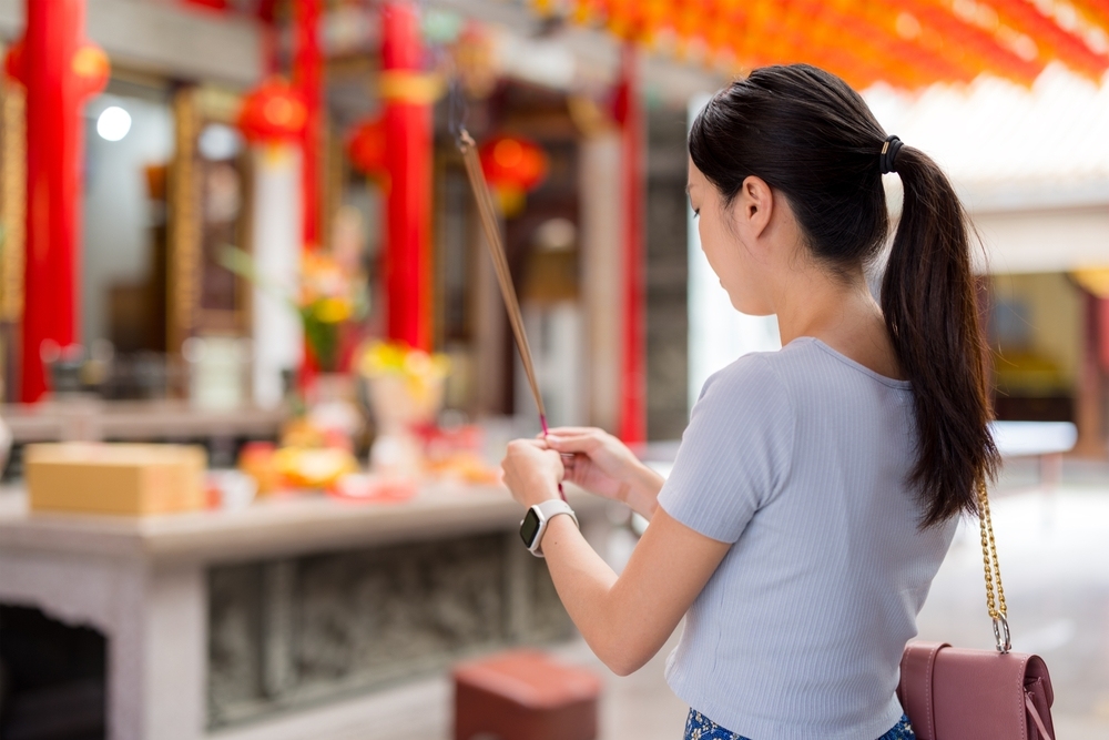 mùng 1 đầu tháng nên làm gì để may mắn​