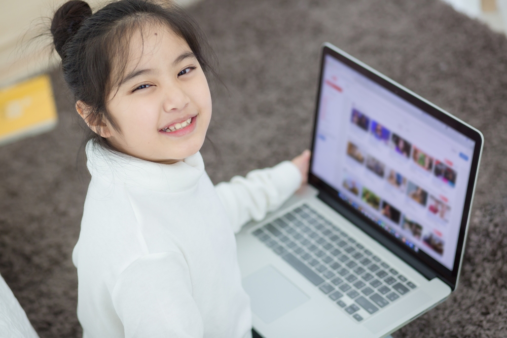 10 cách bảo vệ trẻ em trên không gian mạng mà cha mẹ nào cũng nên biết