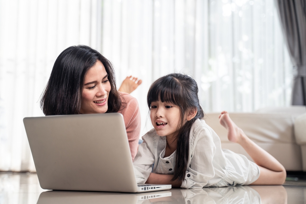 bảo vệ trẻ em trên không gian mạng bằng cách Thiết lập quy tắc sử dụng internet trong gia đình