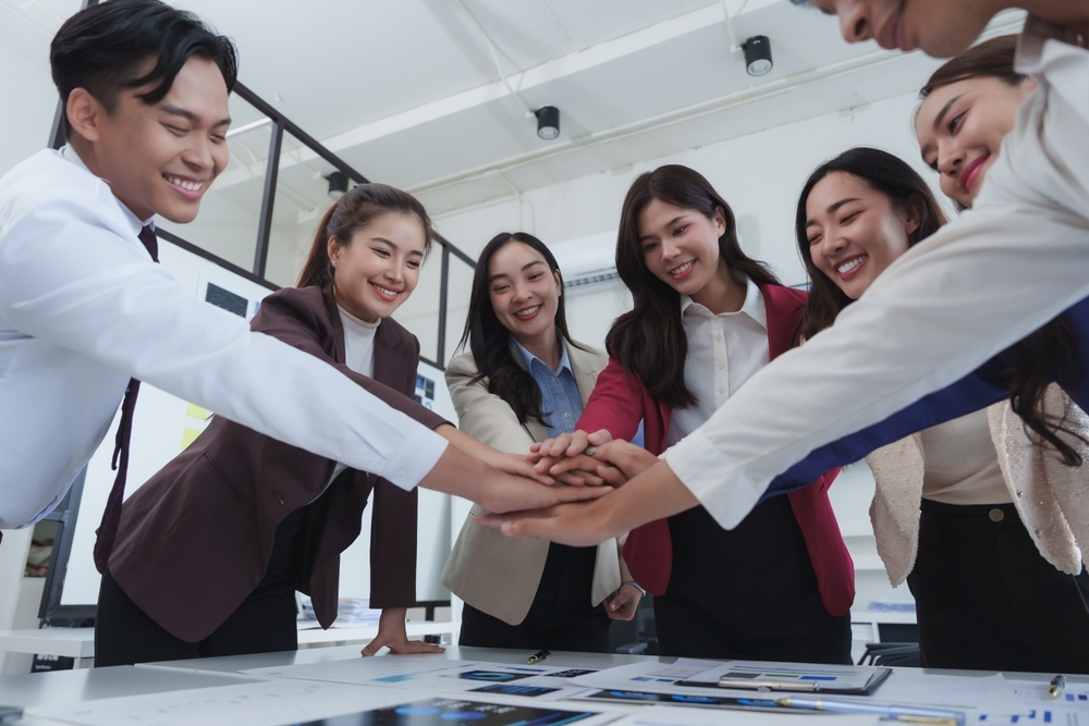 thể hiện bản thân khi nhầm lẫn giữa tự tin với khoe khoang thể hiện bản thân khi nhầm lẫn giữa tự tin và khoe khoang