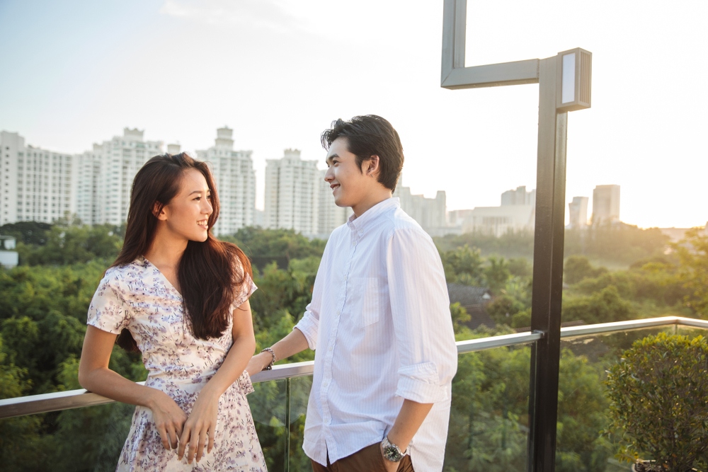 không thể thành người yêu​