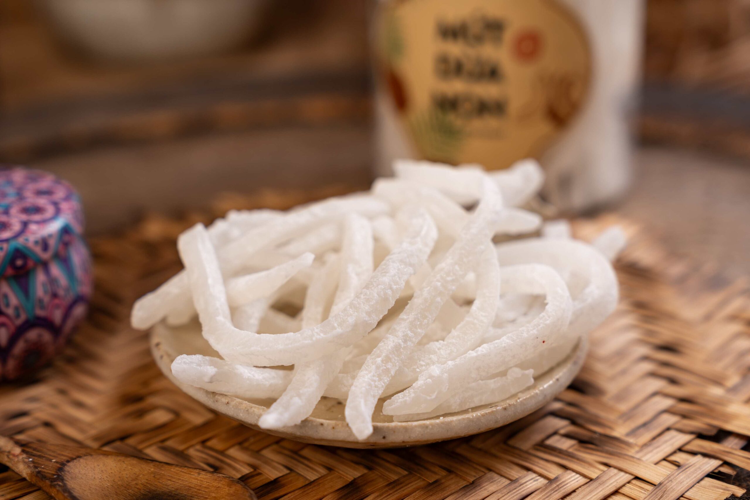 Cách làm mứt dừa non dẻo mềm tại nhà đơn giản cho người mới
