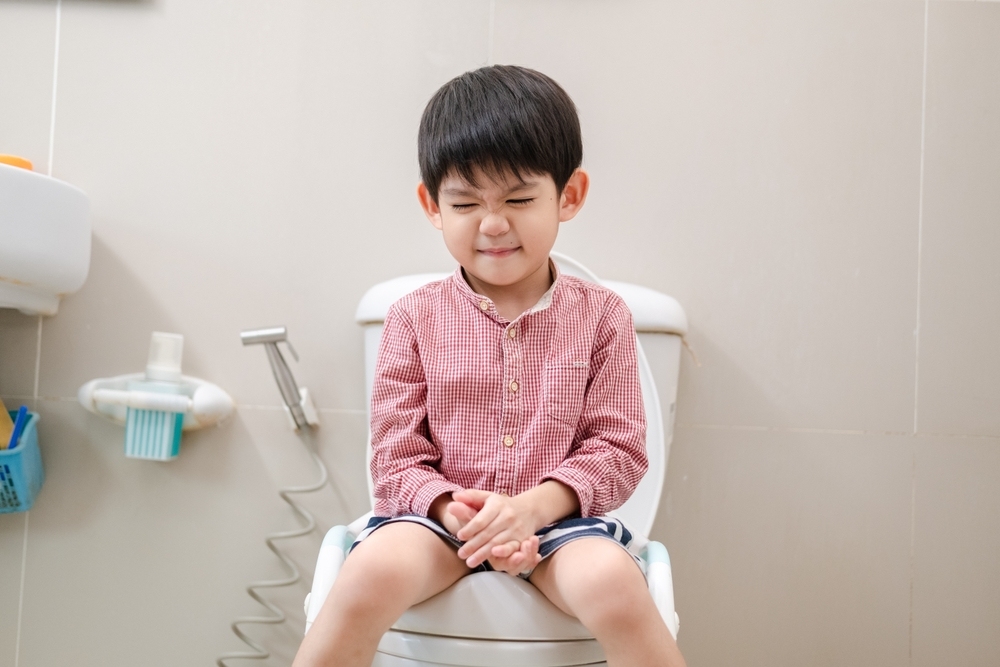bệnh do mùa hè nắng nóng khi nào cần đi khám