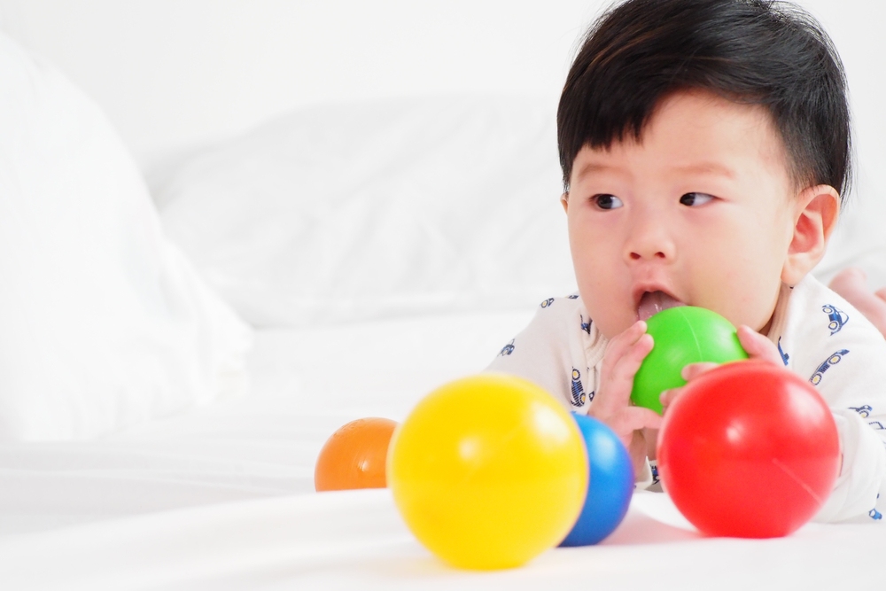 Những loại đồ chơi cho trẻ sơ sinh tưởng tốt nhưng lại tiềm ẩn nguy hiểm 